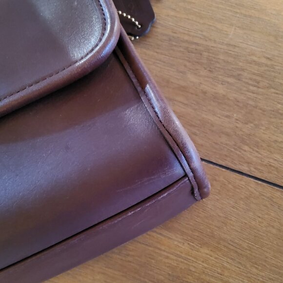 Vintage Coach Mahogony Court Crossbody Handbag 9870 - Picture 10 of 16